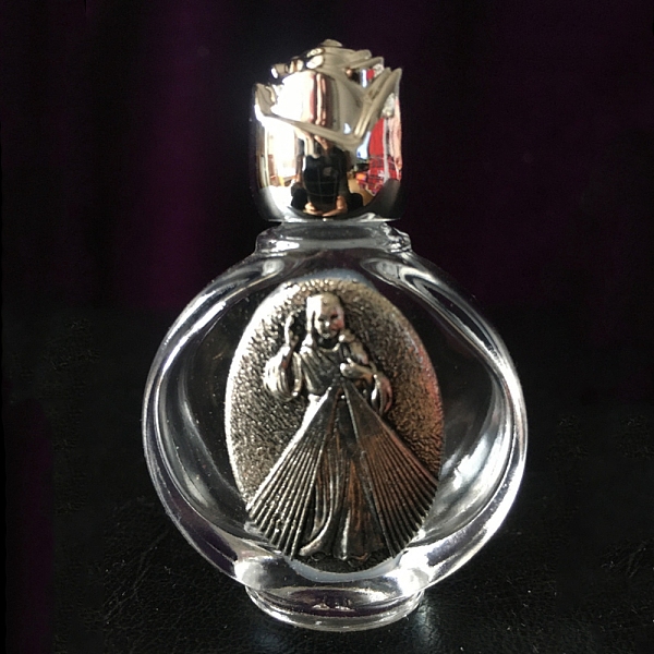PandaHall Glass Holy Water Bottle with Zinc Alloy Cap, Religion Portable Refillable Container, Antique Silver, 6.7x4.4cm Glass Bottle
PandaHall Glass Holy Water Bottle with Zinc Alloy Cap, Religion Portable Refillable Container, Antique Silver, 6.7x4.4cm Glass Bottle