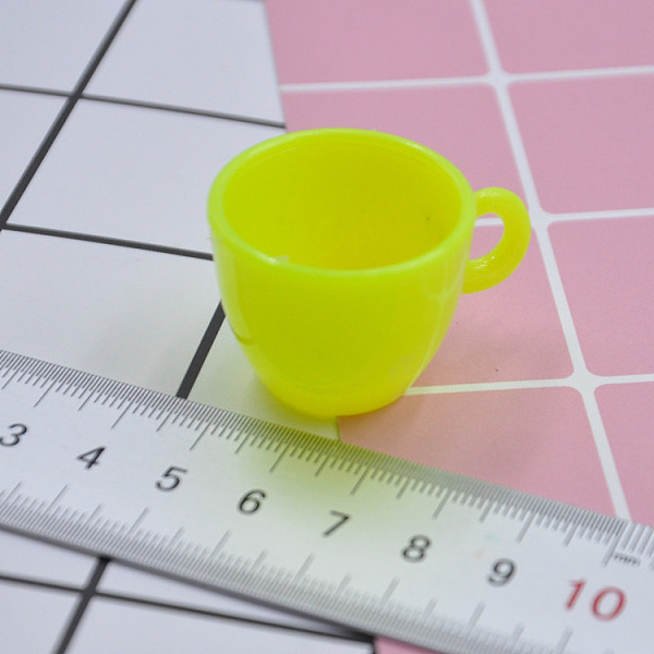 PandaHall Miniature Plastic Mini Cup, for Dollhouse Accessories Pretending Prop Decorations, Yellow, 40x30x25mm Plastic Tableware Yellow
PandaHall Miniature Plastic Mini Cup, for Dollhouse Accessories Pretending Prop Decorations, Yellow, 40x30x25mm Plastic Tableware Yellow