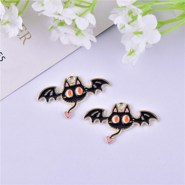 PandaHall Halloween Theme Alloy Enamel Pendants, Light Gold Tone Cat Charms, Black, 20x34mm Alloy+Enamel Wing Black
PandaHall Halloween Theme Alloy Enamel Pendants, Light Gold Tone Cat Charms, Black, 20x34mm Alloy+Enamel Wing Black