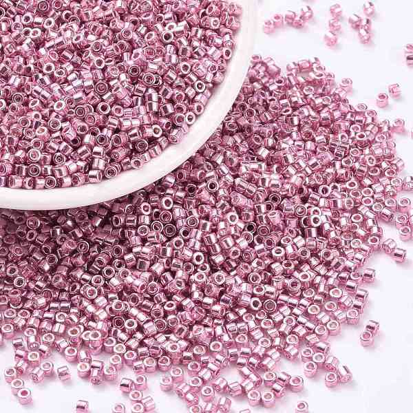 PandaHall Cylinder Seed Beads, Metallic Colours, Uniform Size, Hot Pink, 2x1.5mm, Hole: 0.8mm, about 40000pcs/bag, 450g/bag Glass
PandaHall Cylinder Seed Beads, Metallic Colours, Uniform Size, Hot Pink, 2x1.5mm, Hole: 0.8mm, about 40000pcs/bag, 450g/bag Glass
