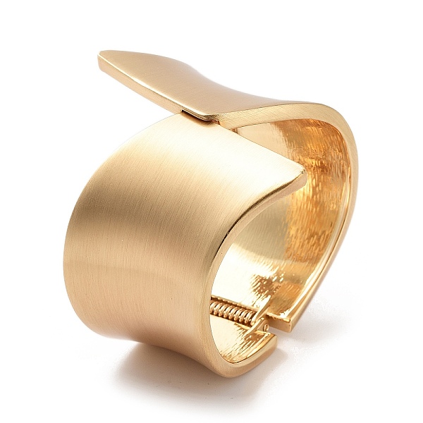PandaHall Alloy Wide Hinged Bangles, Chunky Bangles for Women, Golden, Inner Diameter: 2-1/8x2-3/8 inch(6.05x5.35cm) Alloy
PandaHall Alloy Wide Hinged Bangles, Chunky Bangles for Women, Golden, Inner Diameter: 2-1/8x2-3/8 inch(6.05x5.35cm) Alloy
