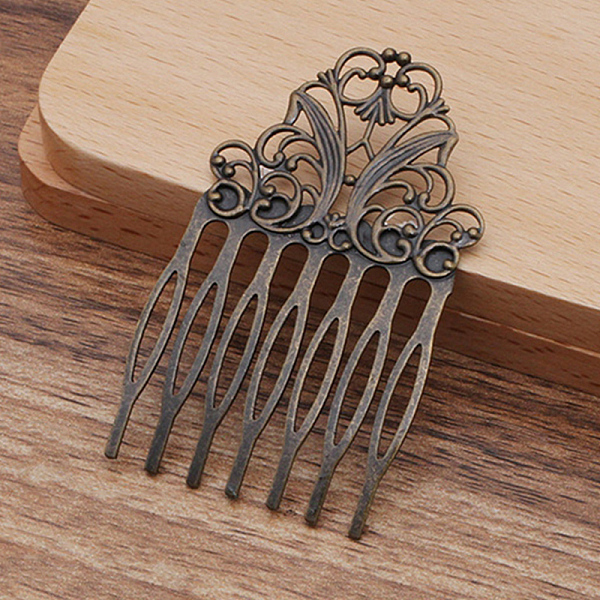 PandaHall Iron Hair Combs Findings, with Brass Flower, Antique Bronze, 65x38x2mm Iron
PandaHall Iron Hair Combs Findings, with Brass Flower, Antique Bronze, 65x38x2mm Iron