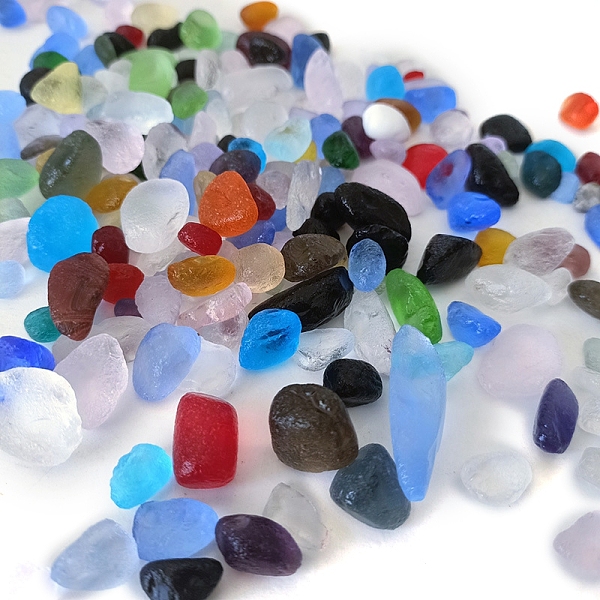 PandaHall Ocean Series Glass Display Decoration, Nuggest, Random Color, 10~30mm Glass Nuggets Multicolor
PandaHall Ocean Series Glass Display Decoration, Nuggest, Random Color, 10~30mm Glass Nuggets Multicolor