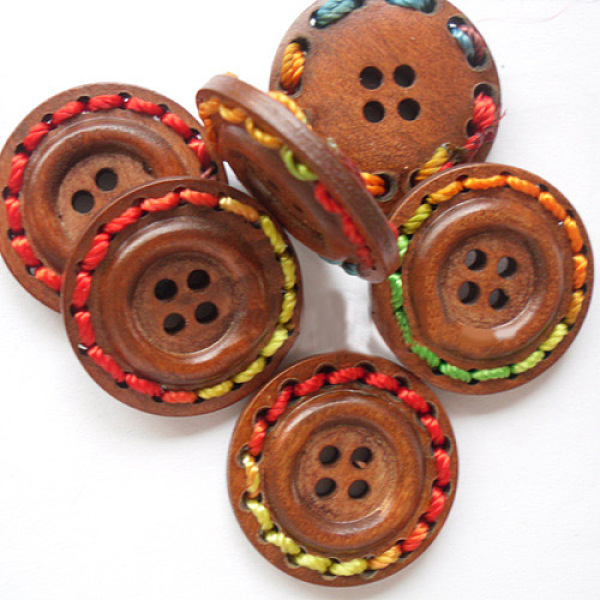 PandaHall Round 4-holeButtons with Colorful Thread Wrapped, Wooden Buttons, Saddle Brown, 25mm in diameter Wood Brown
PandaHall Round 4-holeButtons with Colorful Thread Wrapped, Wooden Buttons, Saddle Brown, 25mm in diameter Wood Brown