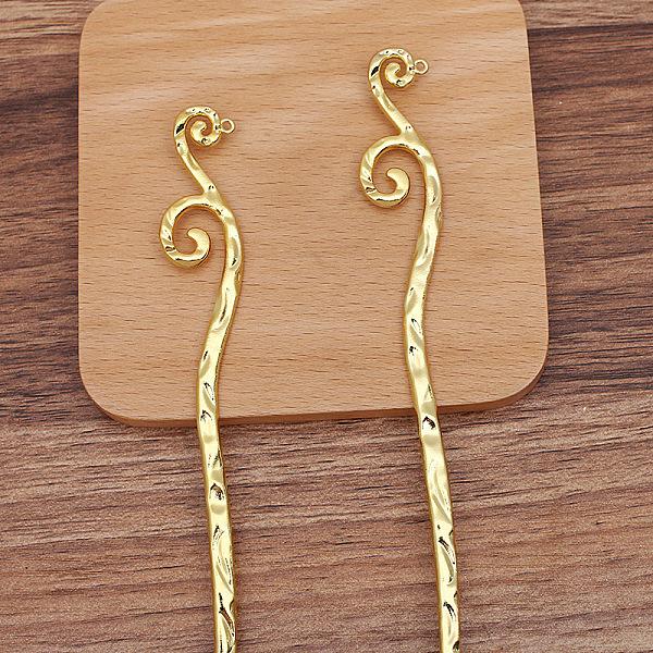 PandaHall Alloy Vine Hair Sticks, with Loop, Long-Lasting Plated Hair Accessories for Women, Golden, 176x18mm Alloy
PandaHall Alloy Vine Hair Sticks, with Loop, Long-Lasting Plated Hair Accessories for Women, Golden, 176x18mm Alloy