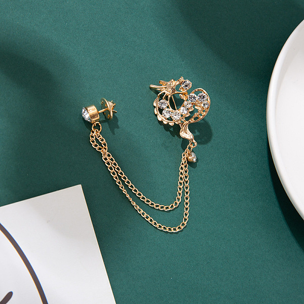 PandaHall Dragon Alloy Rhinestone Hanging Chain Brooch, Tassel Dangle Brooch Pin, Golden, 125x54x48mm Alloy+Rhinestone Dragon Clear
PandaHall Dragon Alloy Rhinestone Hanging Chain Brooch, Tassel Dangle Brooch Pin, Golden, 125x54x48mm Alloy+Rhinestone Dragon Clear