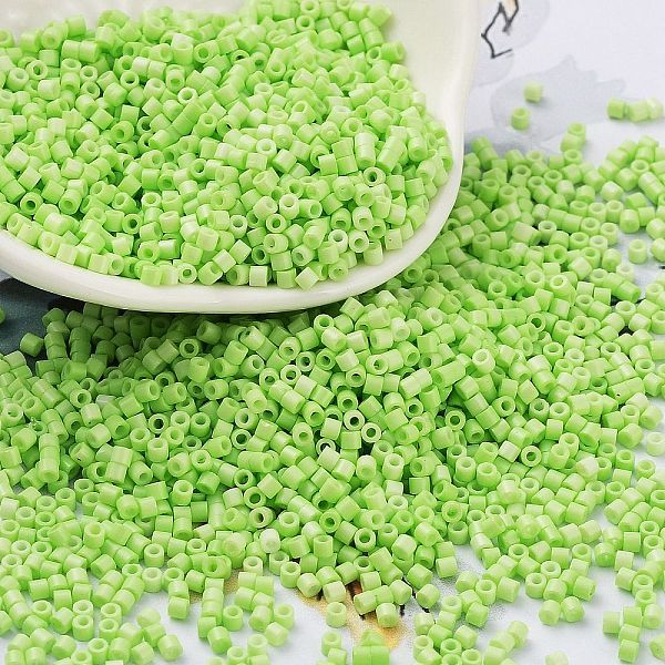 PandaHall Baking Paint Glass Seed Beads, Cylinder, Green Yellow, 2x1.5mm, Hole: 1mm, about 50398pcs/pound Glass
PandaHall Baking Paint Glass Seed Beads, Cylinder, Green Yellow, 2x1.5mm, Hole: 1mm, about 50398pcs/pound Glass