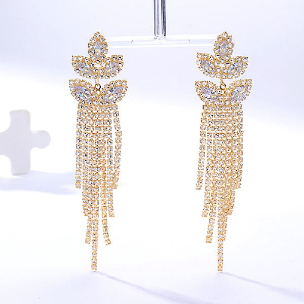 PandaHall Real 18K Gold Plated Brass Dangle Stud Earrings, Rhinestone Tassel Earrings, Leaf, No Size Brass Leaf
PandaHall Real 18K Gold Plated Brass Dangle Stud Earrings, Rhinestone Tassel Earrings, Leaf, No Size Brass Leaf
