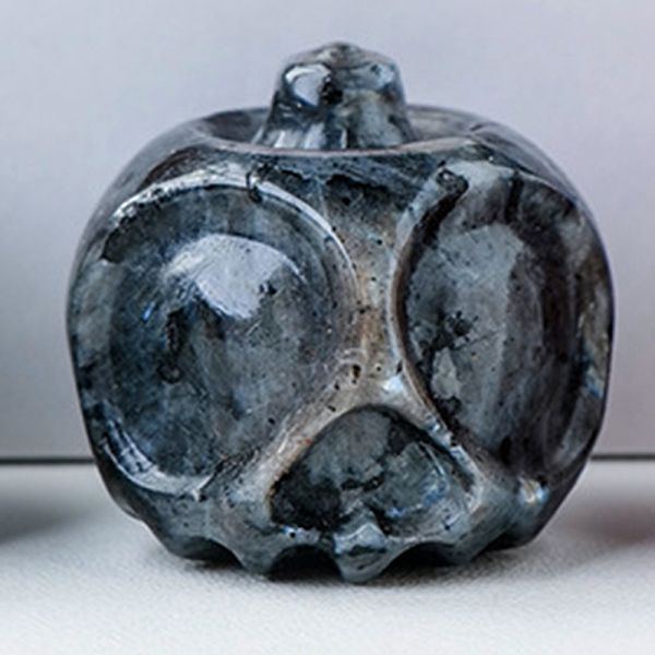 PandaHall Halloween Natural Labradorite Home Display Decorations, Apple Skull, 25~30mm Labradorite Skull
PandaHall Halloween Natural Labradorite Home Display Decorations, Apple Skull, 25~30mm Labradorite Skull
