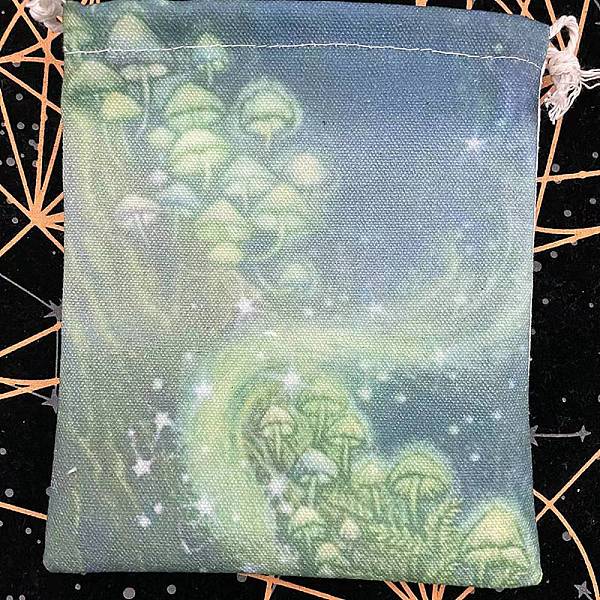 PandaHall Cloth Tarot Cards Storage Drawstring Bags, Tarot Desk Storage Holder, Mushroom Pattern, 18x13cm Cloth Mushroom
PandaHall Cloth Tarot Cards Storage Drawstring Bags, Tarot Desk Storage Holder, Mushroom Pattern, 18x13cm Cloth Mushroom