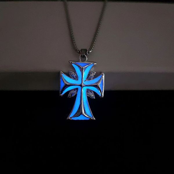 PandaHall Luminous Glow in the Dark Alloy Cross Pendant Necklace, Dodger Blue, 27.56 inch(70cm) Alloy Cross
PandaHall Luminous Glow in the Dark Alloy Cross Pendant Necklace, Dodger Blue, 27.56 inch(70cm) Alloy Cross