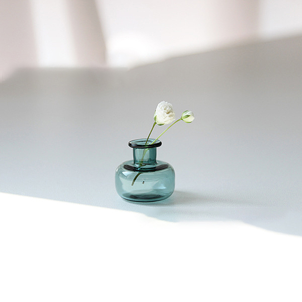 PandaHall Transparent Miniature Glass Vase Bottles, Micro Landscape Garden Dollhouse Accessories, Photography Props Decorations, Teal..., Cyan
PandaHall Transparent Miniature Glass Vase Bottles, Micro Landscape Garden Dollhouse Accessories, Photography Props Decorations, Teal..., Cyan