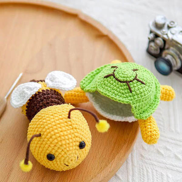 PandaHall DIY Bee & Turtle Display Doll Decoration Crochet Kit, Including Cotton Thread, Knitting Tools, Gold, 14x6cm Cloth Gold
PandaHall DIY Bee & Turtle Display Doll Decoration Crochet Kit, Including Cotton Thread, Knitting Tools, Gold, 14x6cm Cloth Gold