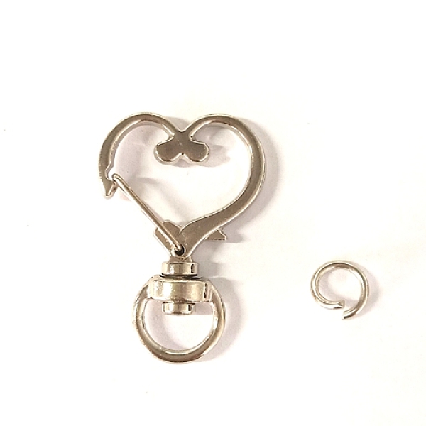 PandaHall Heart Alloy Swivel Clasps, Lanyard Push Gate Snap Clasps, Platinum, 3.5x2.4x0.6cm, Hole: 9x5mm Alloy
PandaHall Heart Alloy Swivel Clasps, Lanyard Push Gate Snap Clasps, Platinum, 3.5x2.4x0.6cm, Hole: 9x5mm Alloy