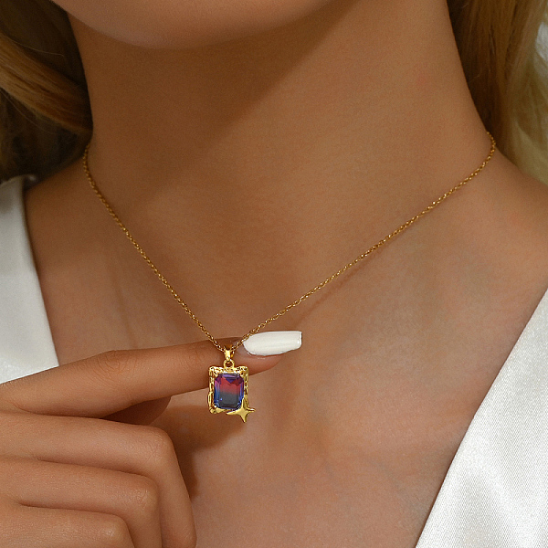 

PandaHall Brass Rectangle with Star Pendant Necklace, Valentine's Day Elegant Gift for Women, Golden Brass Rectangle