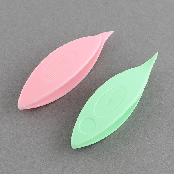 

PandaHall Plastic Knitting Tools, Mixed Color, 64x17x10mm, Hole: 2mm Plastic Multicolor