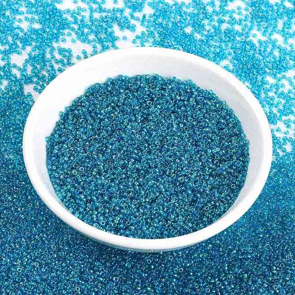

PandaHall MIYUKI Round Rocailles Beads, Japanese Seed Beads, (RR3537) Fancy Lined Teal Blue, 15/0, 1.5mm, Hole: 0.7mm, about 250000pcs/pound..., Cyan