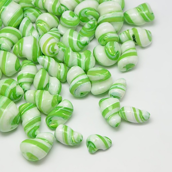 

PandaHall Dyed Natural Spiral Shell Beads, Nuggets, Pale Green, 13~22x7~14mm, Hole: 1mm, about 200pcs/500g Spiral Shell Nuggets Green