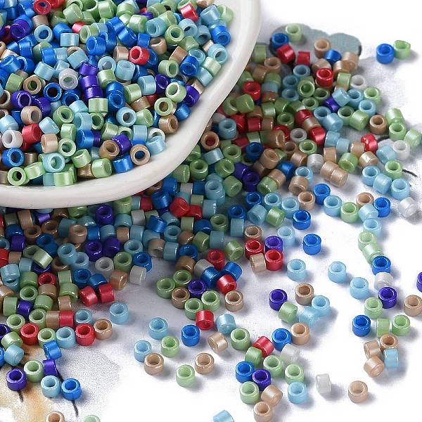 

PandaHall Baking Paint Glass Seed Beads, Cylinder, Cornflower Blue, 2.5x2mm, Hole: 1.4mm, about 45359pcs/pound Glass