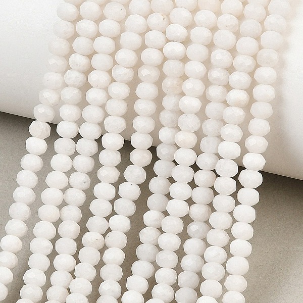 Brins de perles de jade blanc naturel teintées
