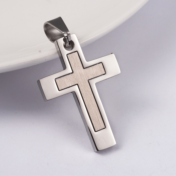 

PandaHall 304 Stainless Steel Pendants, Cross, Stainless Steel Color, 31x22x2mm, Hole: 5x8mm 304 Stainless Steel Cross
