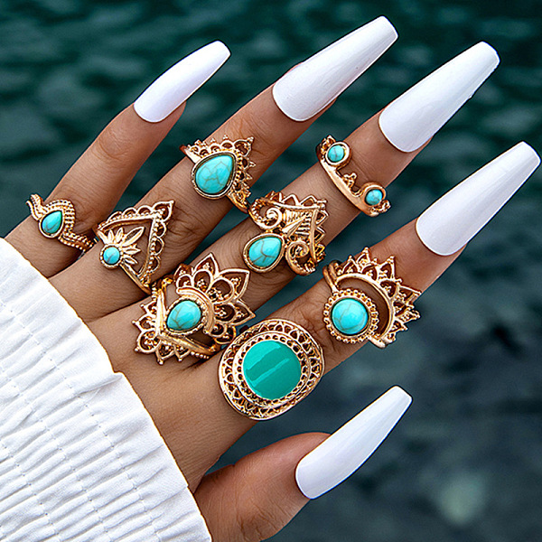

PandaHall 8Pcs 8 Style Synthetic Turquoise Finger Rings Sets, Crown & Flower Alloy Stackable Rings, Golden, Inner Diameter: 16~18mm...