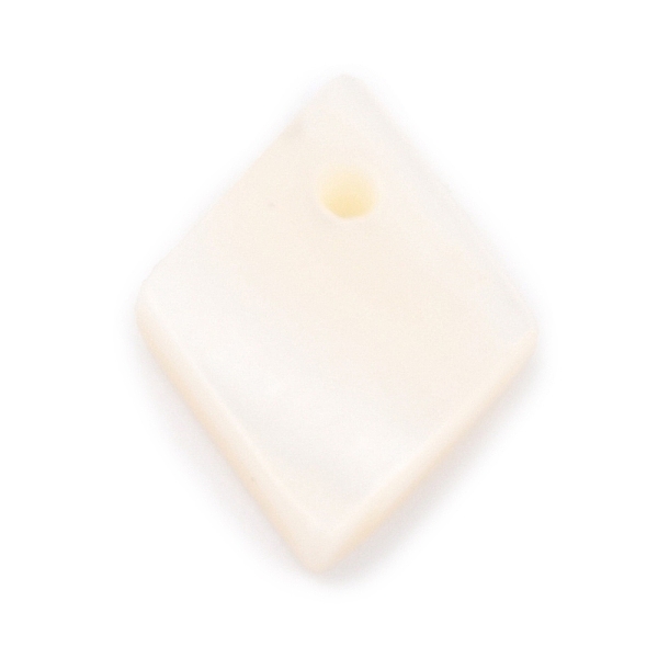 

PandaHall Natural Freshwater Shell Pendants, Rhombus, White, 13.5~16x9.5~11.5x1.5~2mm, Hole: 1.2mm Shell Rhombus White