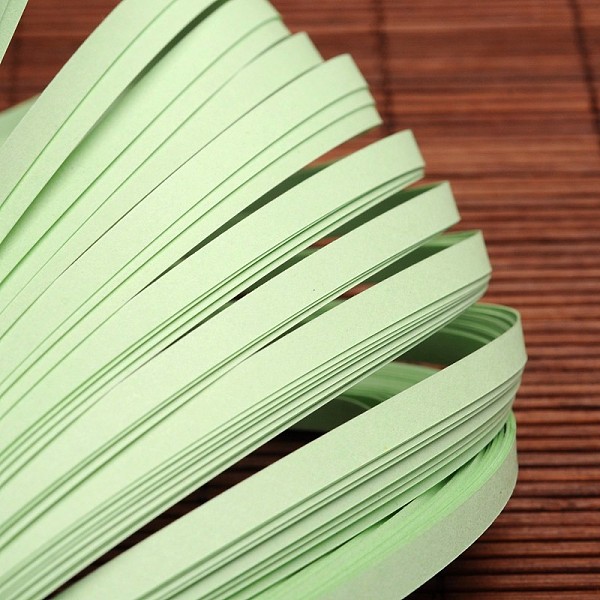 

PandaHall Quilling Paper Strips, Pale Green, 530x5mm, about 120strips/bag Paper Green