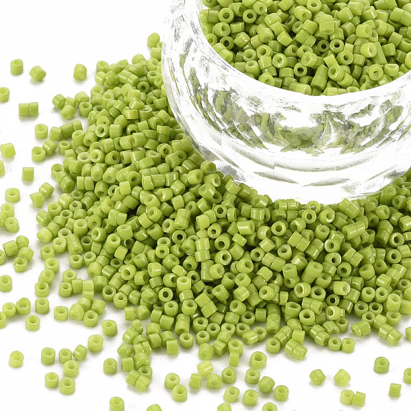 

PandaHall Glass Cylinder Beads, Seed Beads, Baking Paint, Round Hole, Yellow Green, 1.5~2x1~2mm, Hole: 0.8mm, about 45000pcs/bag, about...