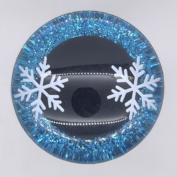 

PandaHall Snowflake Resin Craft Safety Eyes, with Glitter Powder Findings and Silicone Spacer, Doll Making Accessories, Half Round, Dodger...