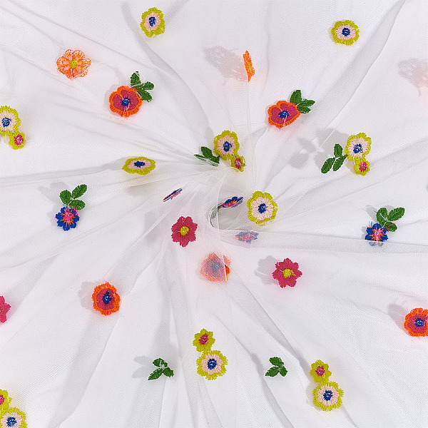Polyester Embroidered Daisy Tablecloth