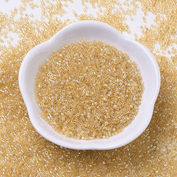 

PandaHall MIYUKI Delica Beads, Cylinder, Japanese Seed Beads, 11/0, (DB0100) Transparent Light Topaz AB, 1.3x1.6mm, Hole: 0.8mm, about..., Gold