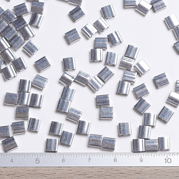 

PandaHall MIYUKI TILA Beads, Japanese Seed Beads, 2-Hole, (TL194) Palladium Plated, 5x5x1.9mm, Hole: 0.8mm, about 118pcs/10g Glass Gray