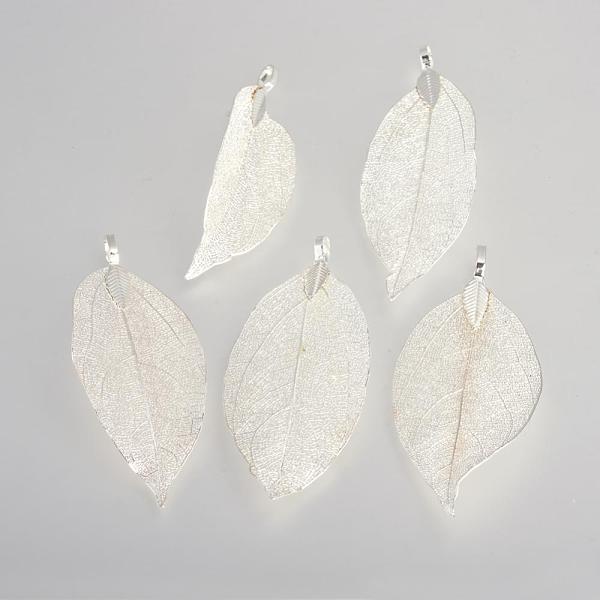

PandaHall Electroplated Natural Leaf Big Pendants, with Iron Findings, Silver Plated, 50~80x20~35x1mm, Hole: 3x6mm Iron Leaf