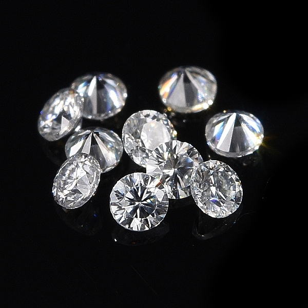

PandaHall White D Color Round Cut Loose Moissanite Stones, Clear, 0.9mm, about 250pcs/bag, 1carat/bag Moissanite Round Clear