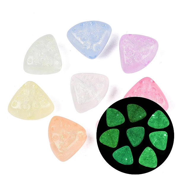 明るい透明なアクリルビーズ
