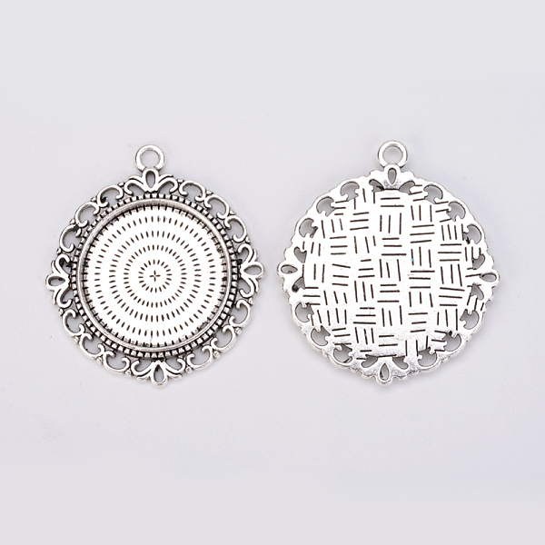 

PandaHall Tibetan Style Alloy Pendant Cabochon Settings, Flat Round, Antique Silver, Tray: 25mm, 43x39x3mm, Hole: 3mm, about 115pcs/kg Alloy...
