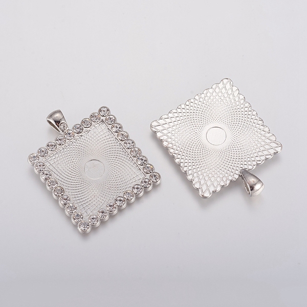 

PandaHall Alloy Pendant Cabochon Settings, Plain Edge Bezel Cups, with Rhinestone, Square, Crystal, Platinum, Tray: 25x25mm, 45x34.5x3mm..., Clear