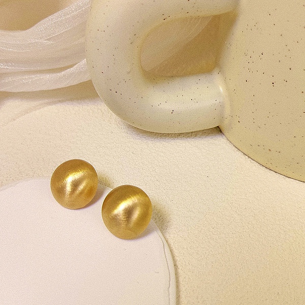 

PandaHall Half Round Alloy Stud Earrings, Golden, 30x30mm Alloy Half Round