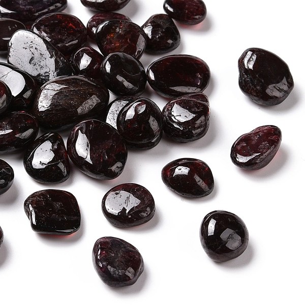 

PandaHall Natural Garnet Chip Beads, Tumbled Stone, No Hole, 8~12x8~12mm Garnet Chip