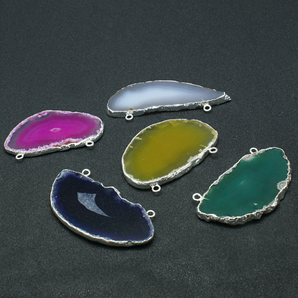 

PandaHall Electroplated Natural & Dyed Agate Big Pendants, with Silver Color Plated Brass Findings, Mixed Color, 26~52x51~89x4~6mm, Hole..., Multicolor