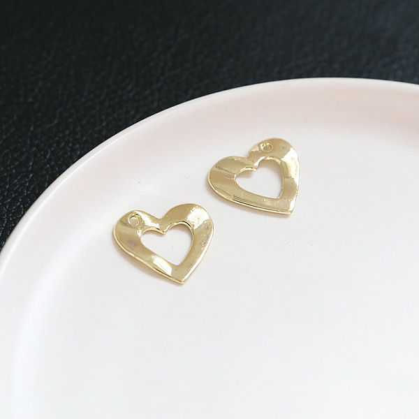 

PandaHall Alloy Pendants, Heart, 18x20mm Alloy Heart