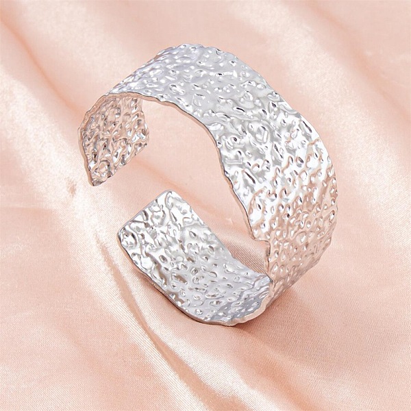 

PandaHall Stylish European and American Hammered 304 Stainless Steel Cuff Bangles for Women Stainless Steel