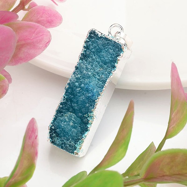 

PandaHall Rectangle Dyed Natural Drusy Agate Pendants, with Brass Findings, Silver Color Plated, 40~42x8~12x8~17mm, Hole: 5x8mm Natural..., Blue