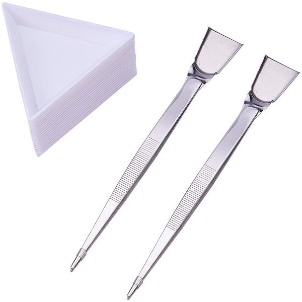 

PandaHall 20 Pcs White Plastic Triangle Bead Sorting Trays and 2 Pcs Stainless Steel Handy Tweezer with Scoop Shovels Stainless Steel