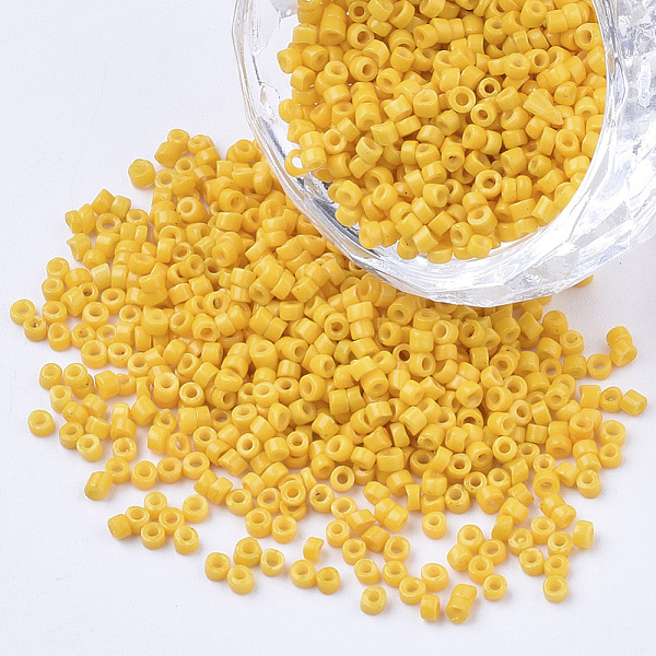 

PandaHall Glass Cylinder Beads, Seed Beads, Baking Paint, Round Hole, Gold, 1.5~2x1~2mm, Hole: 0.8mm, about 8000pcs/bag, about 85~95g/bag...