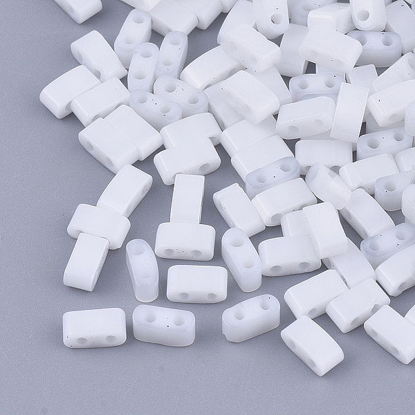 

PandaHall 2-Hole Glass Seed Beads, Opaque Colours, Rectangle, White, 4.5~5.5x2x2~2.5mm, Hole: 0.5~0.8mm, about 2000pcs/bag Glass Rectangle...