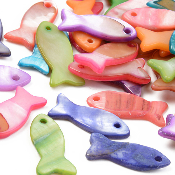 

PandaHall Electroplate Natural Freshwater Shell Pendants, Dyed, Fish, Mixed Color, 21~23x9~10x2.5mm, Hole: 1.4mm Freshwater Shell Fish..., Multicolor