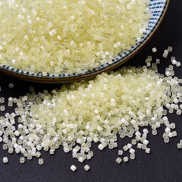 

PandaHall MIYUKI Delica Beads, Cylinder, Japanese Seed Beads, 11/0, (DB0823) Lemon Ice Silk Satin, 1.3x1.6mm, Hole: 0.8mm, about..., Yellow