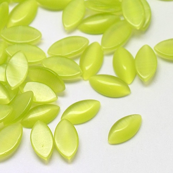 

PandaHall Cat Eye Cabochons, Horse Eye, Green Yellow, 15x7x2.5mm Glass Horse Eye Green